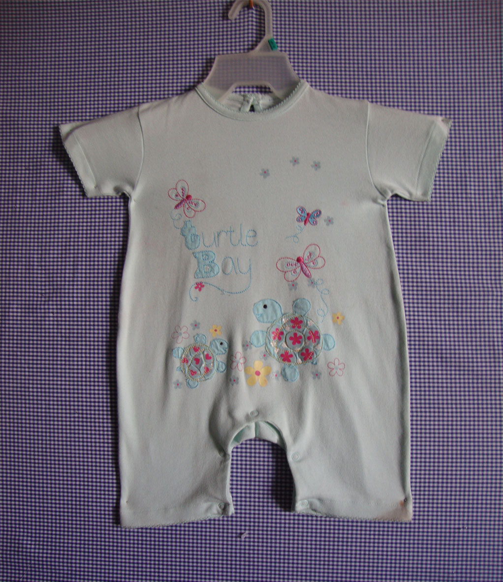 Kids knitwear